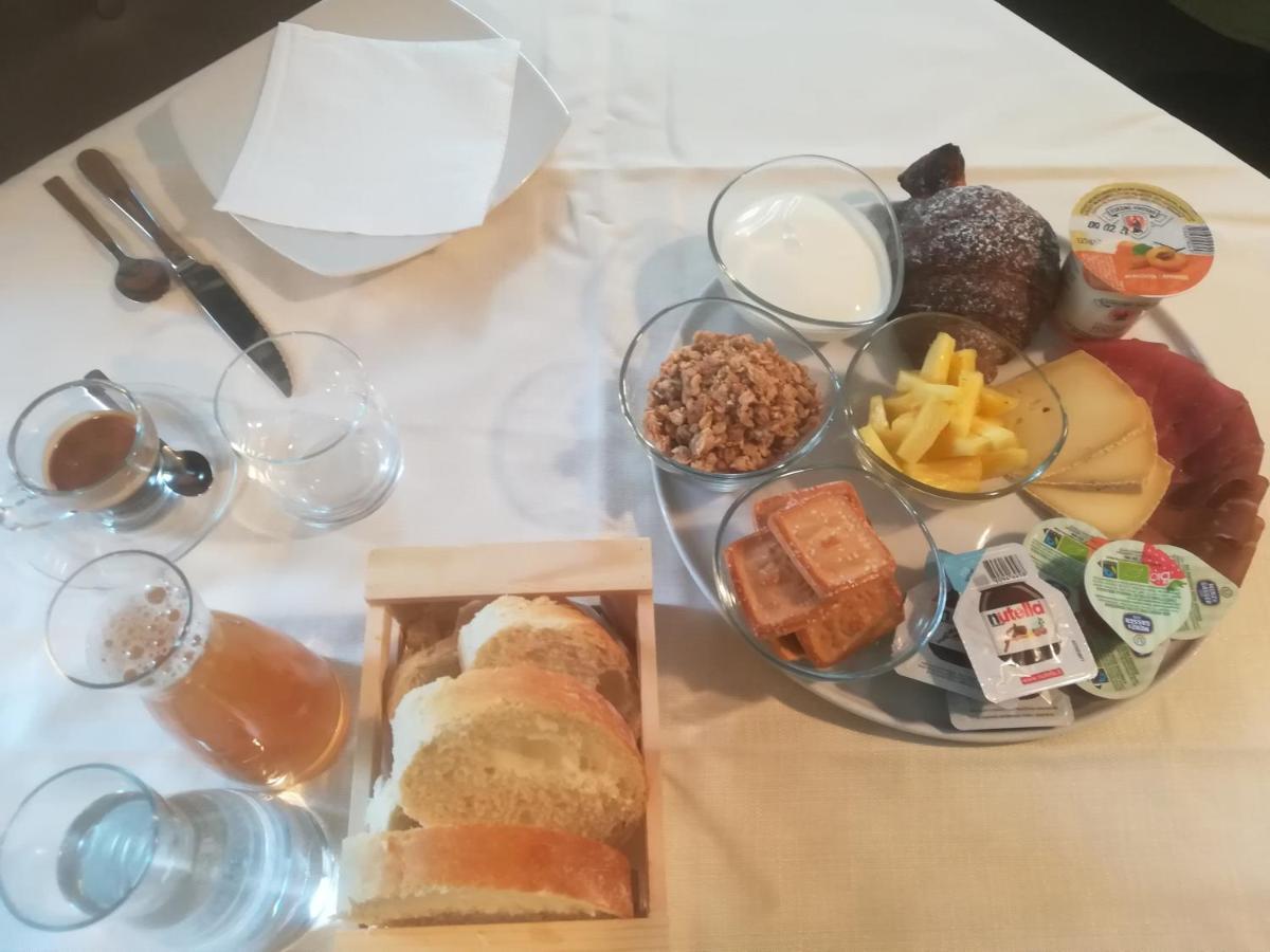 Albergo Alpino Vermiglio Buitenkant foto