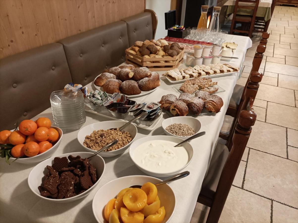 Albergo Alpino Vermiglio Buitenkant foto