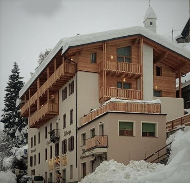 Albergo Alpino Vermiglio Buitenkant foto
