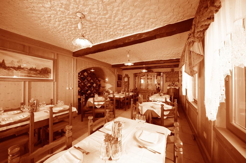 Albergo Alpino Vermiglio Buitenkant foto